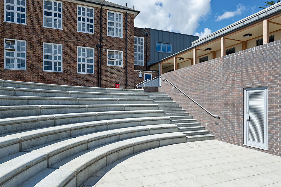 Precast Concrete Products UK Bespoke Slabs, Walls, Steps Milbank